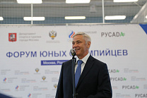 Pavel Rozhkov at the International Children's Day in the Sports Technology Center of the Moskomsport participated in the Forum of Young Olympians