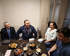Pavel Rozhkov, Sergey Lalakin in Podolsk met with an athlete from a Paralympic archery team, medalist of the World and European Championships, multiple champion of Russia 