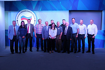 On the eve of the IPC Ice Hockey Forum, which took place in Moscow, Russia (May 12-14), the Russian Paralympic Committee organized meeting, between its chief executive officers and official representatives of the IPC Sledge Hockey.