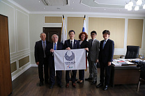 Vladimir Lukin and Pavel Rozhkov met with the delegation of the Japan’s Cabinet Council representatives in the Russian Paralympic Committee office 